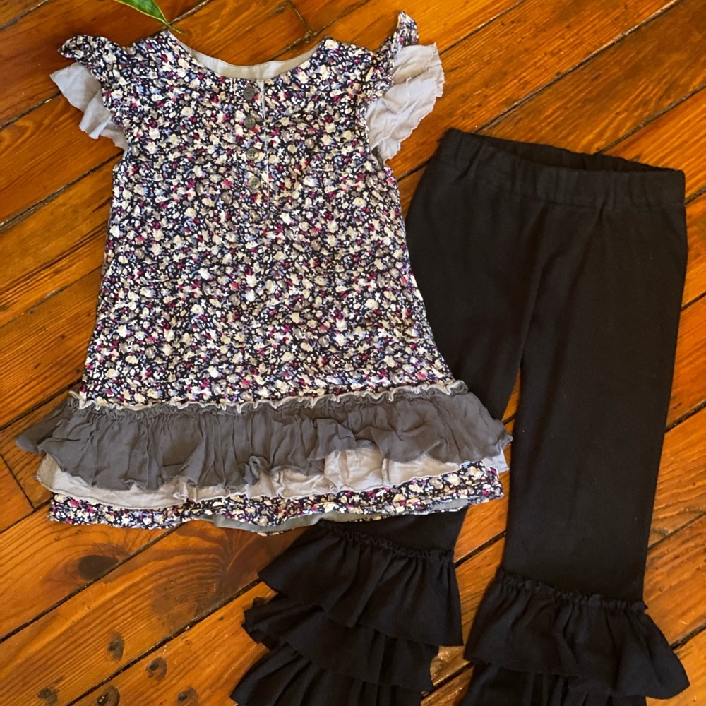 Matching Outfit Floral Ruffle Tunic & Ruffle Black Pants Size 5 Girl
